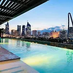 The Metropole - Horizon View Riverside D2