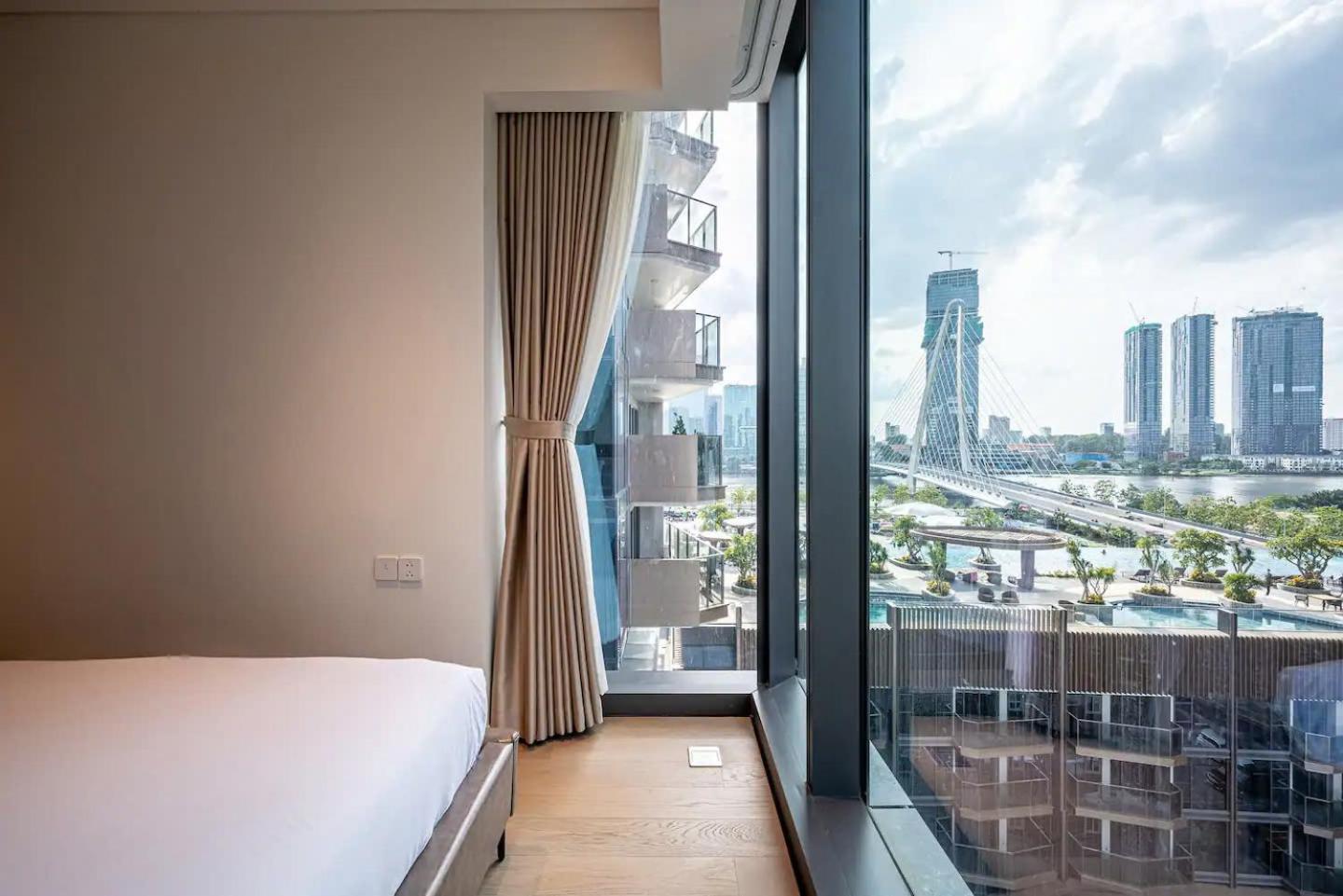 Căn hộ The Metropole - Horizon View Riverside D2 *
