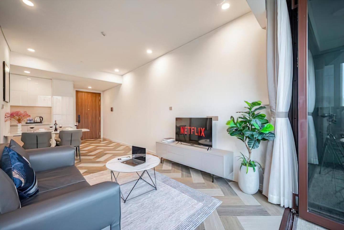 Căn hộ The Metropole - Horizon View Riverside D2 *