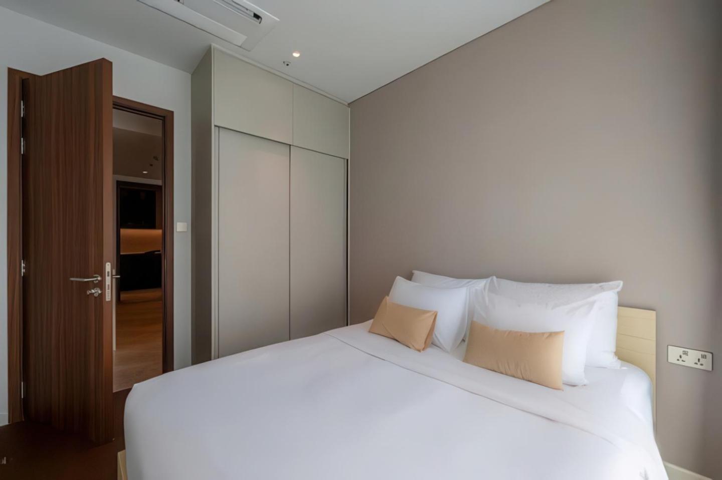 Căn hộ The Metropole - Horizon View Riverside D2 *