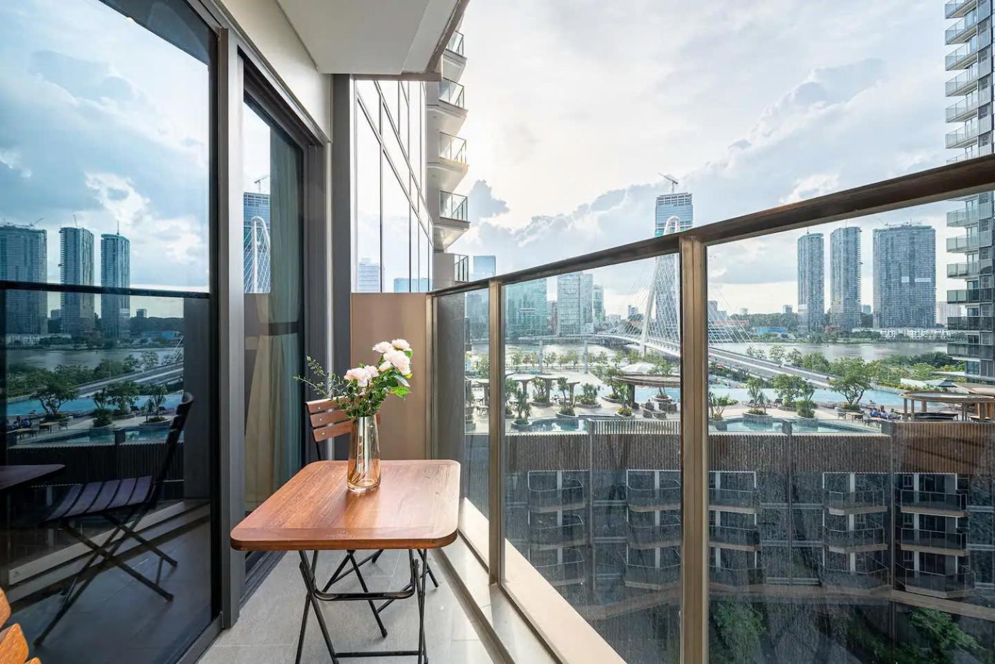 The Metropole - Horizon View Riverside D2 Apartment Ho Chi Minh City
