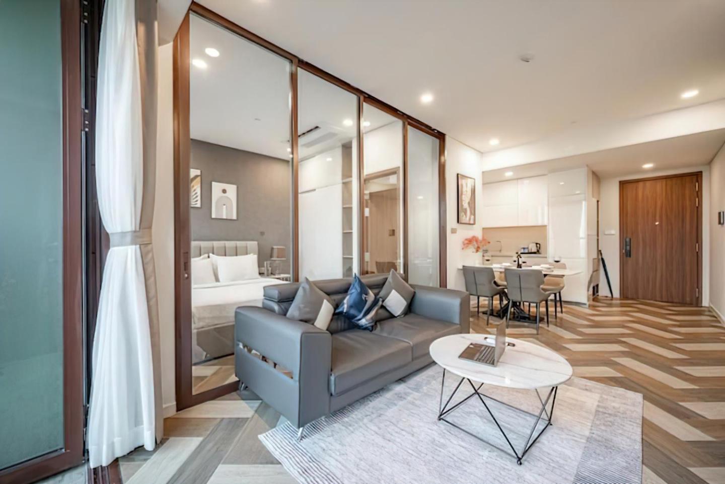 The Metropole - Horizon View Riverside D2 Apartment