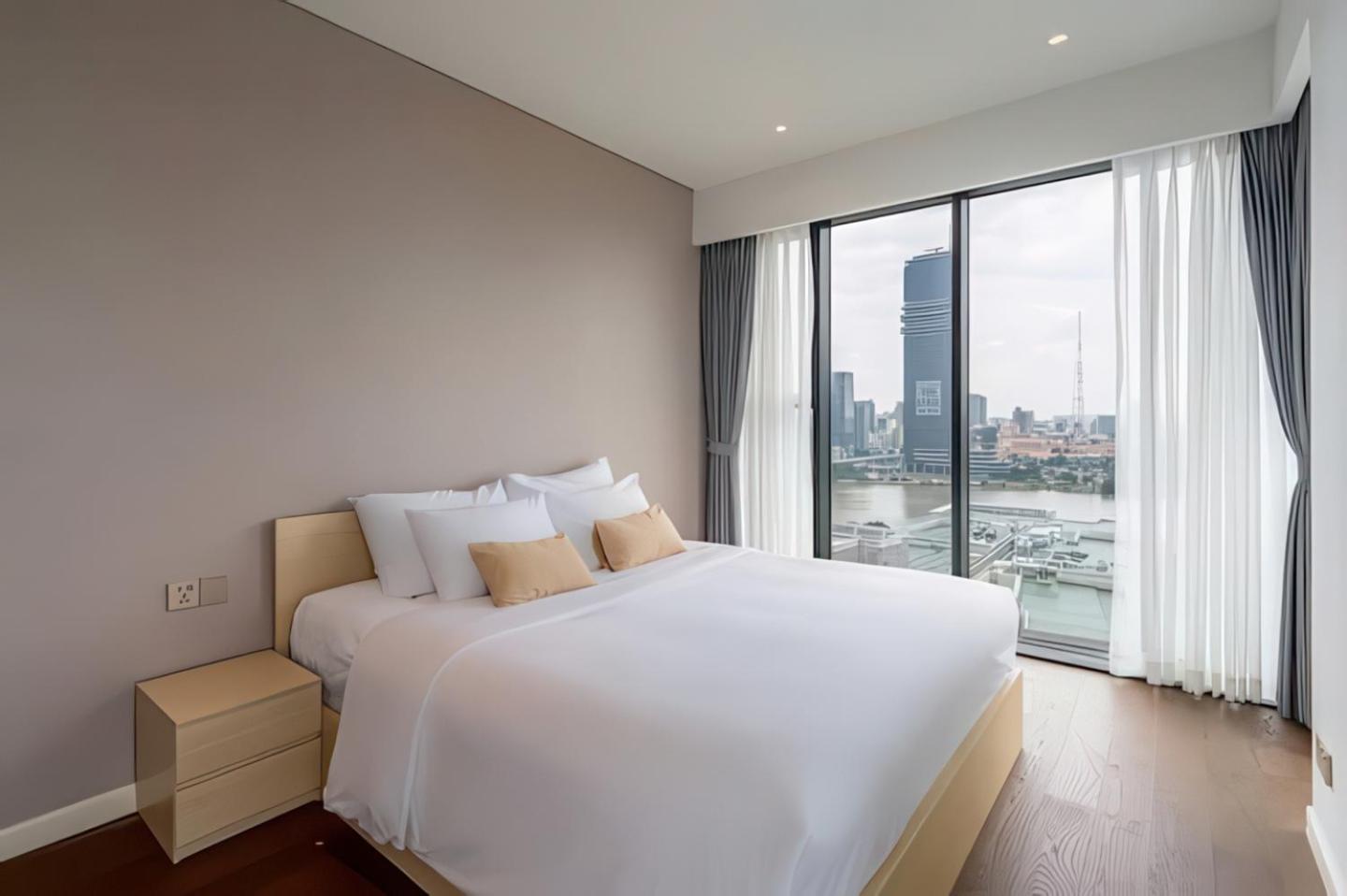 The Metropole - Horizon View Riverside D2 * Ho Chi Minh City